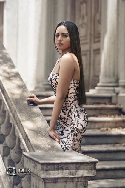 Sonakshi-Sinha